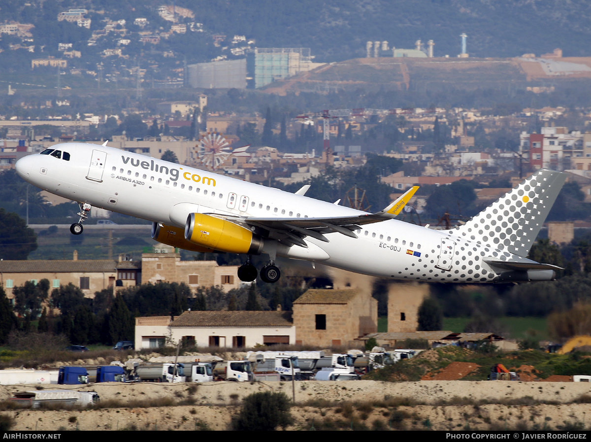 Aircraft Photo of EC-ODJ | Airbus A320-232 | Vueling Airlines | AirHistory.net #772371