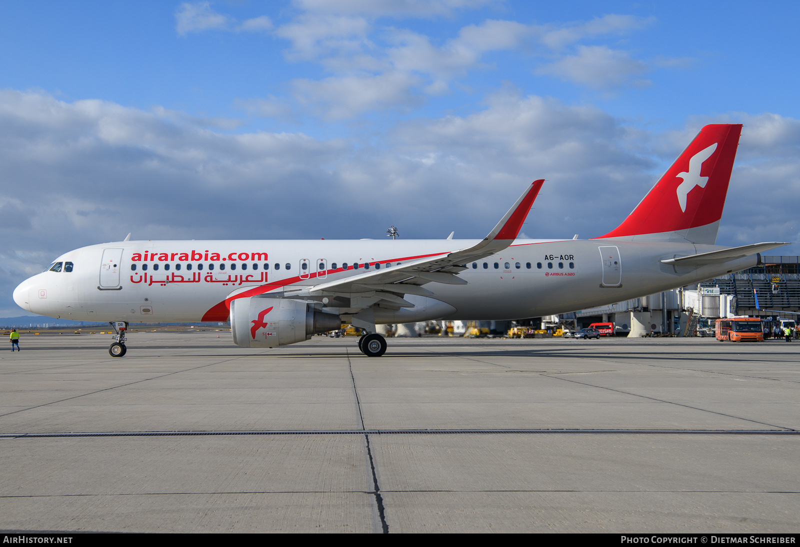 Aircraft Photo of A6-AOR | Airbus A320-214 | Air Arabia | AirHistory.net #772417