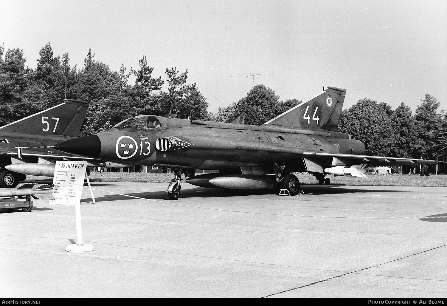 Aircraft Photo of 35444 | Saab J35F Draken | Sweden - Air Force | AirHistory.net #772469