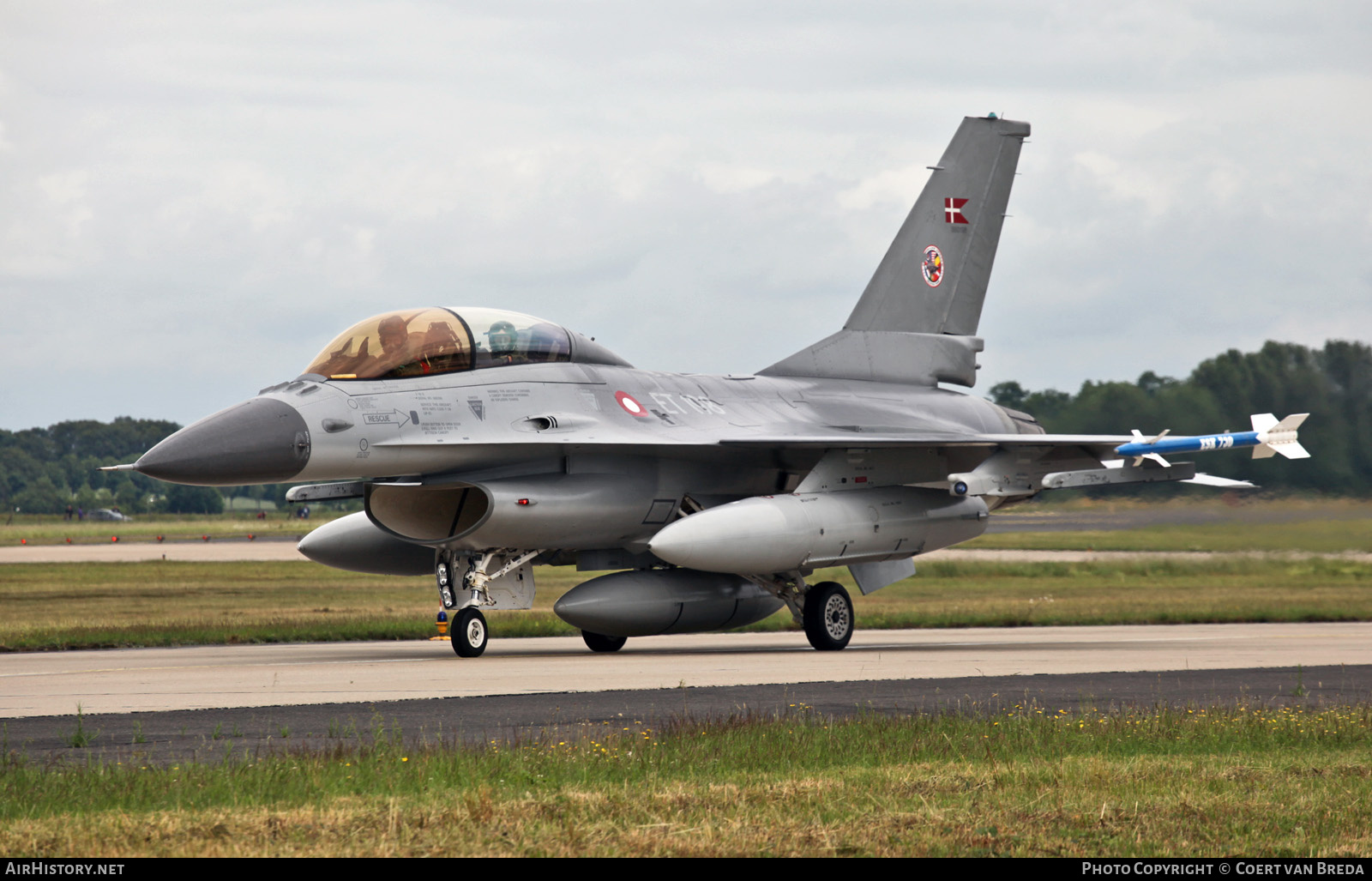 Aircraft Photo of ET-198 | General Dynamics F-16B Fighting Falcon | Denmark - Air Force | AirHistory.net #772522
