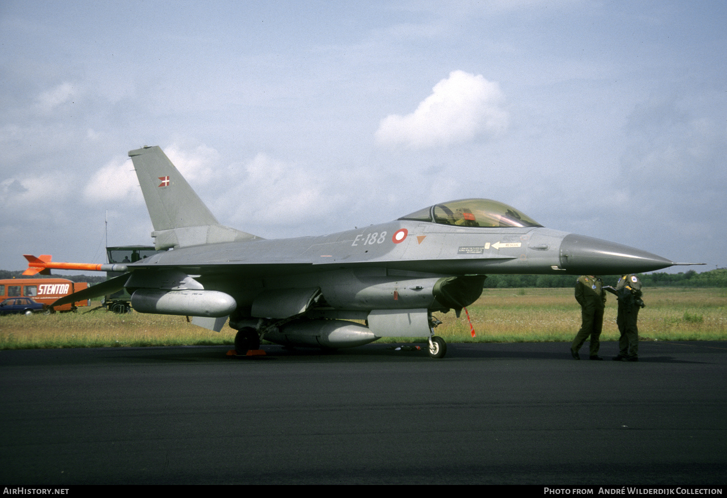 Aircraft Photo of E-188 | General Dynamics F-16A Fighting Falcon | Denmark - Air Force | AirHistory.net #772523