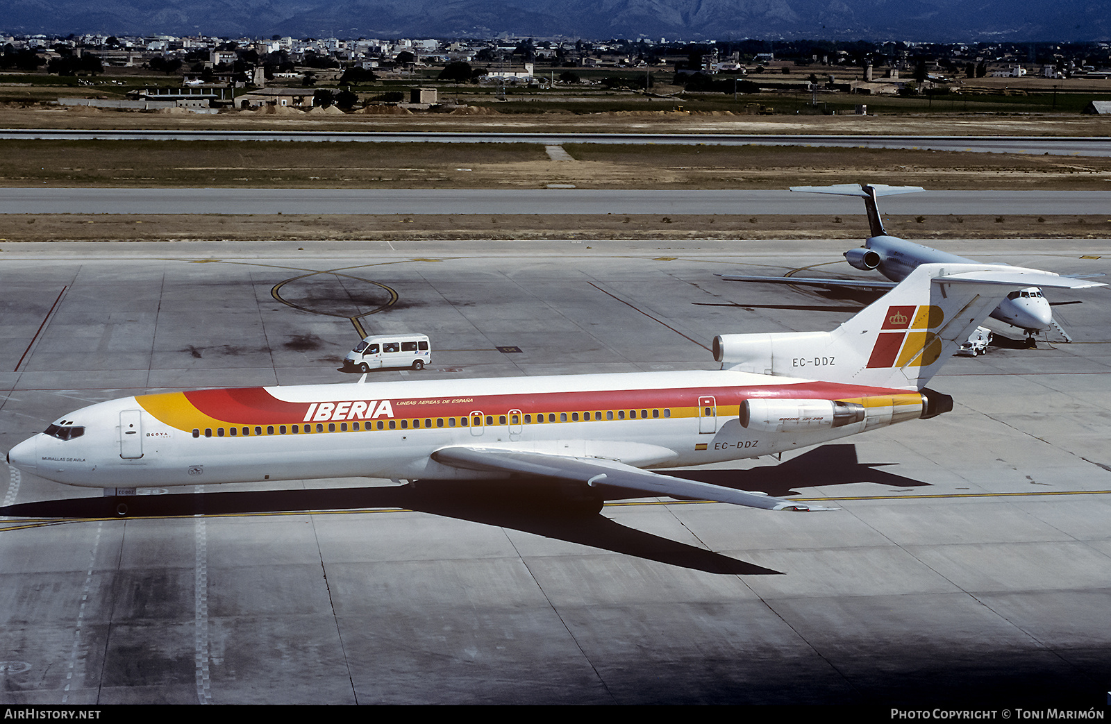 Aircraft Photo of EC-DDZ | Boeing 727-256/Adv | Iberia | AirHistory.net #772585