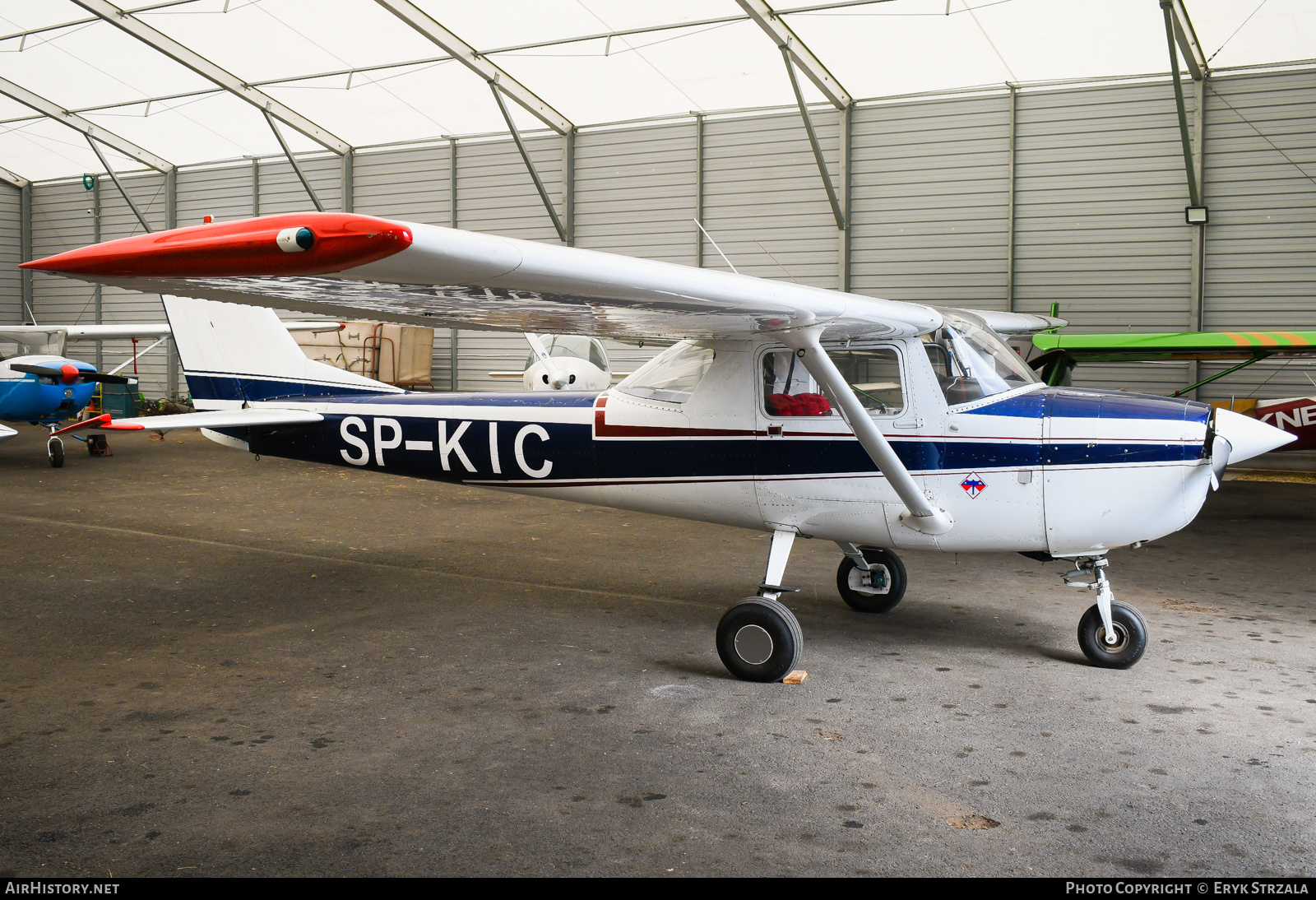 Aircraft Photo of SP-KIC | Cessna 150J | Aeroklub Gliwicki | AirHistory.net #772661