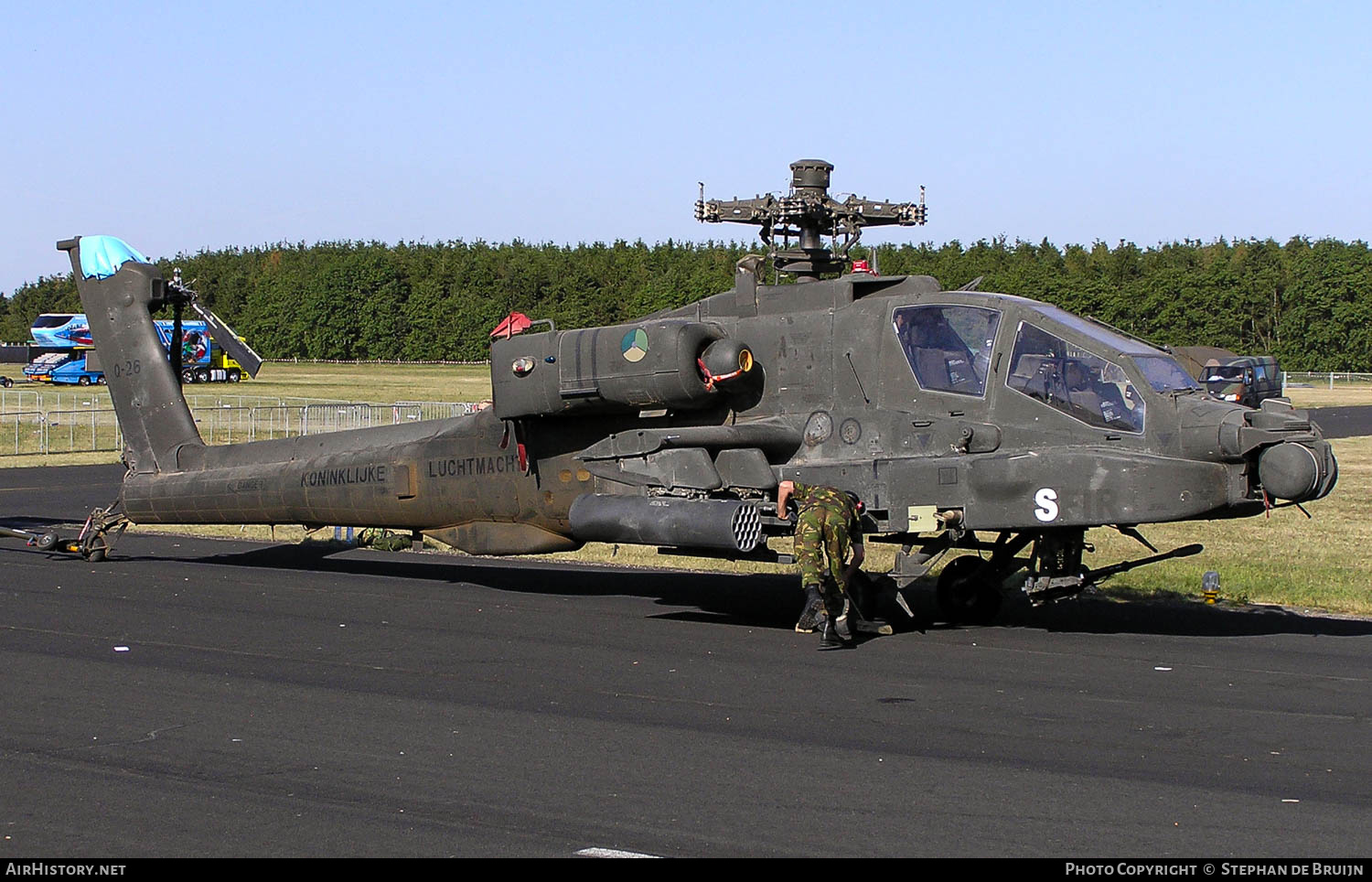 Aircraft Photo of Q-26 | Boeing AH-64DN Apache | Netherlands - Air Force | AirHistory.net #772756