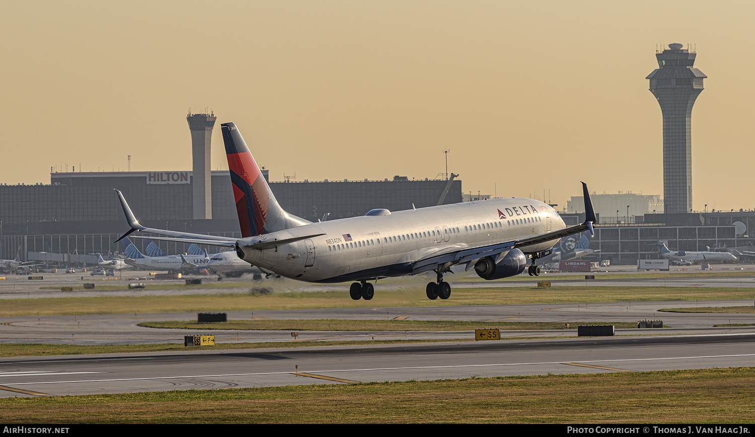 Aircraft Photo of N834DN | Boeing 737-932/ER | Delta Air Lines | AirHistory.net #772768