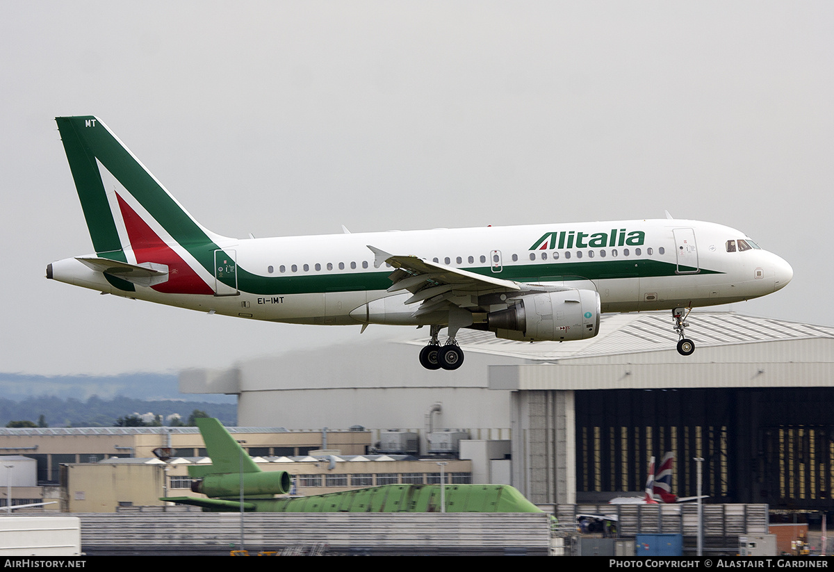 Aircraft Photo of EI-IMT | Airbus A319-111 | Alitalia | AirHistory.net #773036