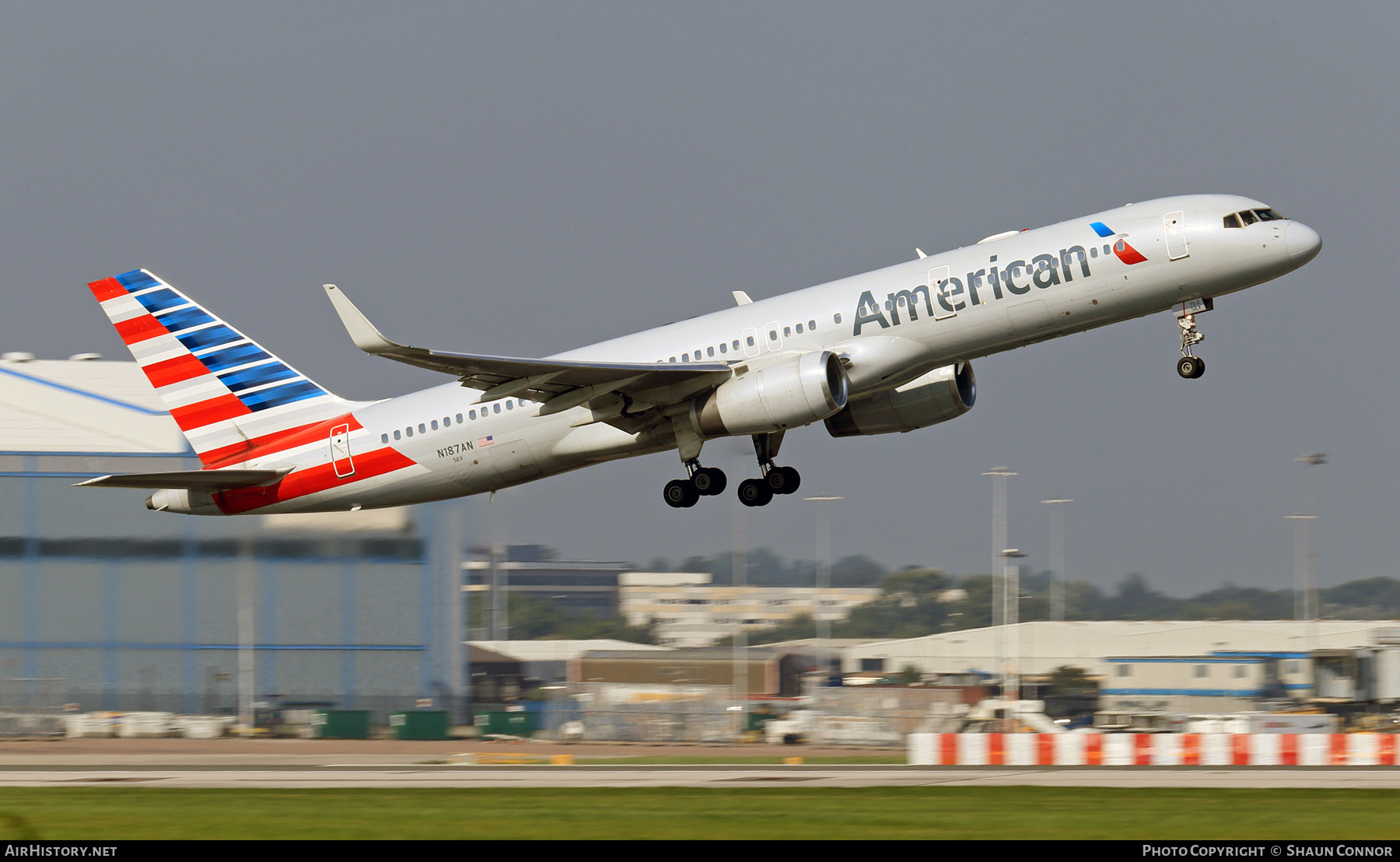 Aircraft Photo of N187AN | Boeing 757-223 | American Airlines | AirHistory.net #773076