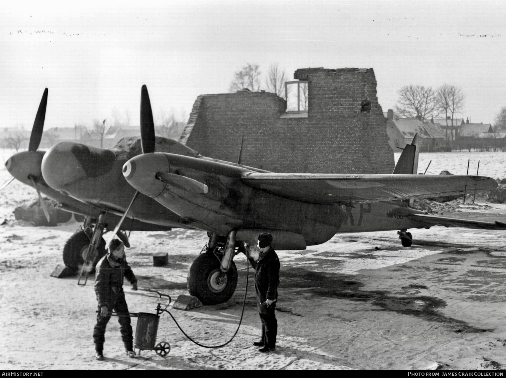 Aircraft Photo of MM466 | De Havilland D.H. 98 Mosquito NF15 | Canada - Air Force | AirHistory.net #773079