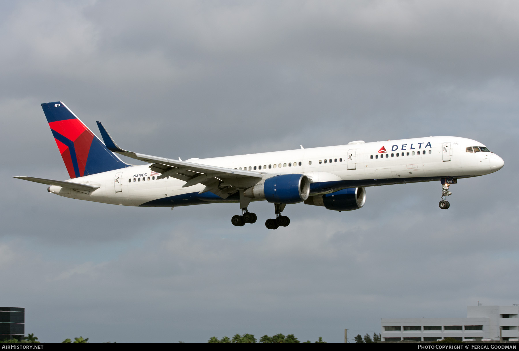 Aircraft Photo of N819DX | Boeing 757-26D | Delta Air Lines | AirHistory.net #773264