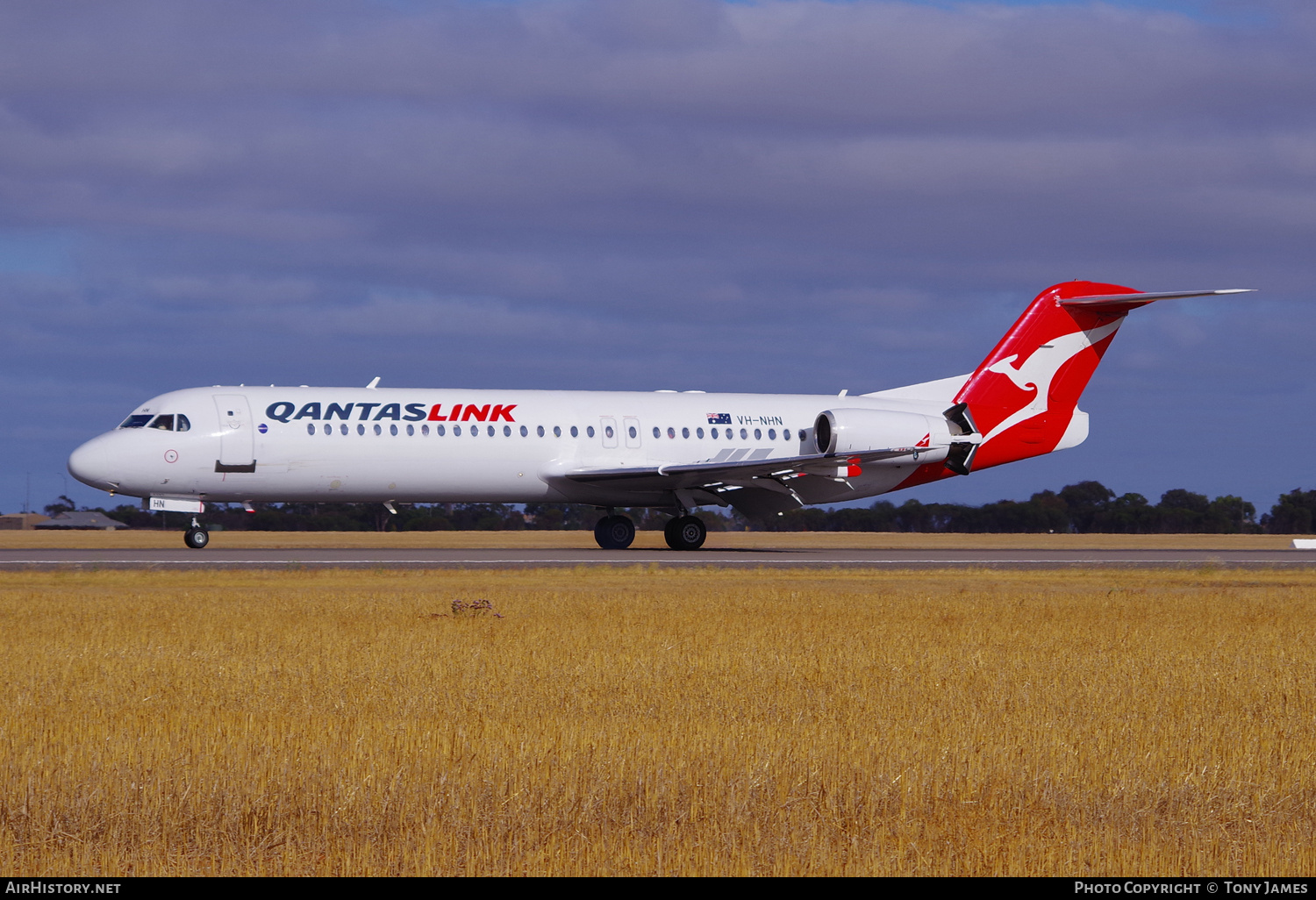 Aircraft Photo of VH-NHN | Fokker 100 (F28-0100) | QantasLink | AirHistory.net #773356