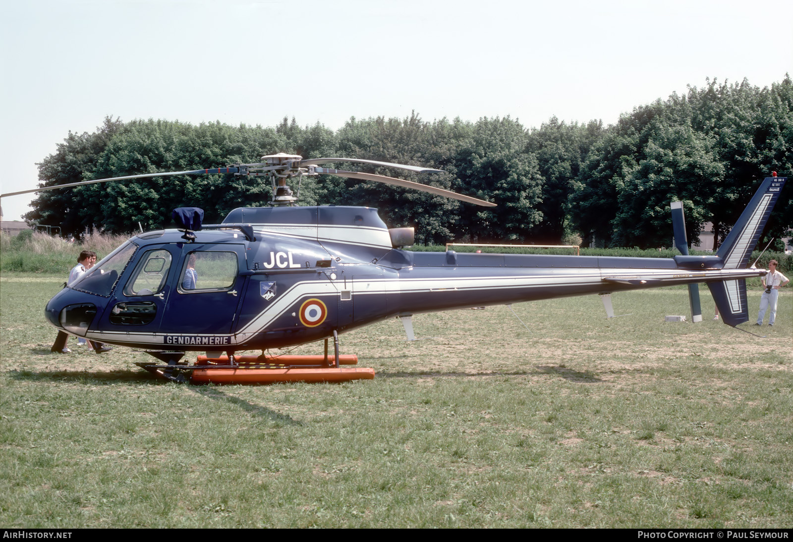 Aircraft Photo of 1811 | Aerospatiale AS-350B Ecureuil | France - Gendarmerie | AirHistory.net #773427
