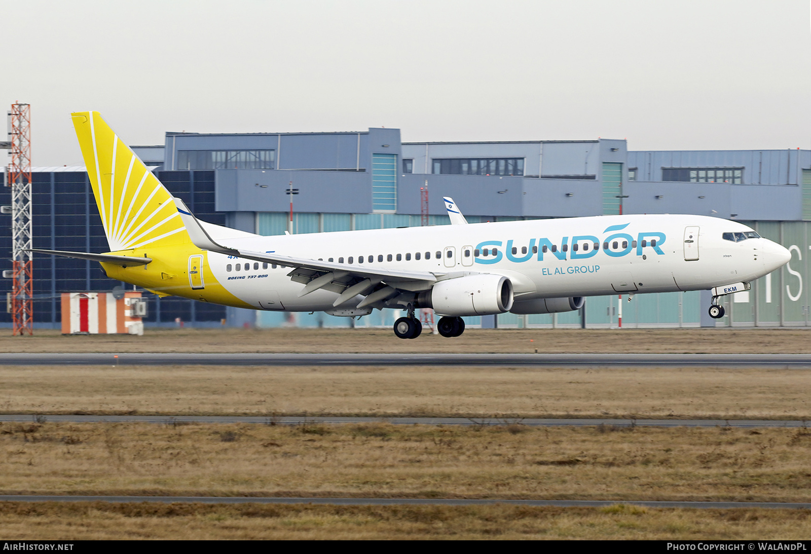 Aircraft Photo of 4X-EKM | Boeing 737-804 | Sun d'Or International Airlines | AirHistory.net #773502