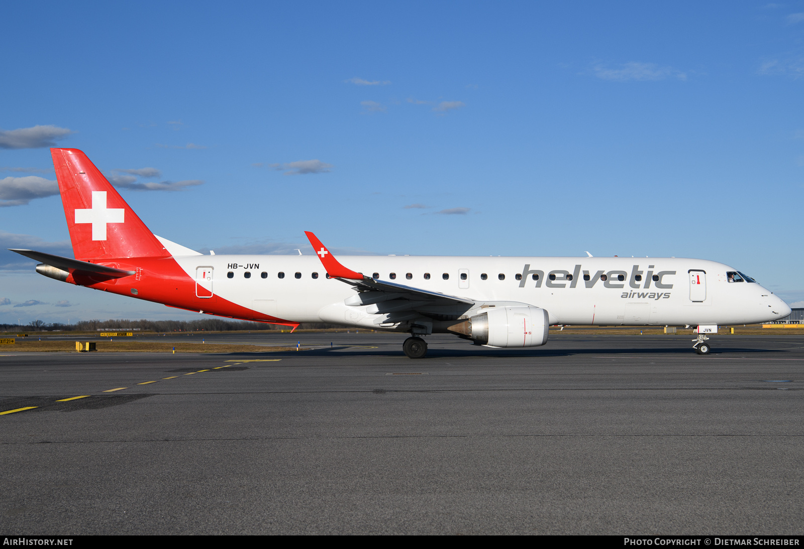 Aircraft Photo of HB-JVN | Embraer 190LR (ERJ-190-100LR) | Helvetic Airways | AirHistory.net #773511