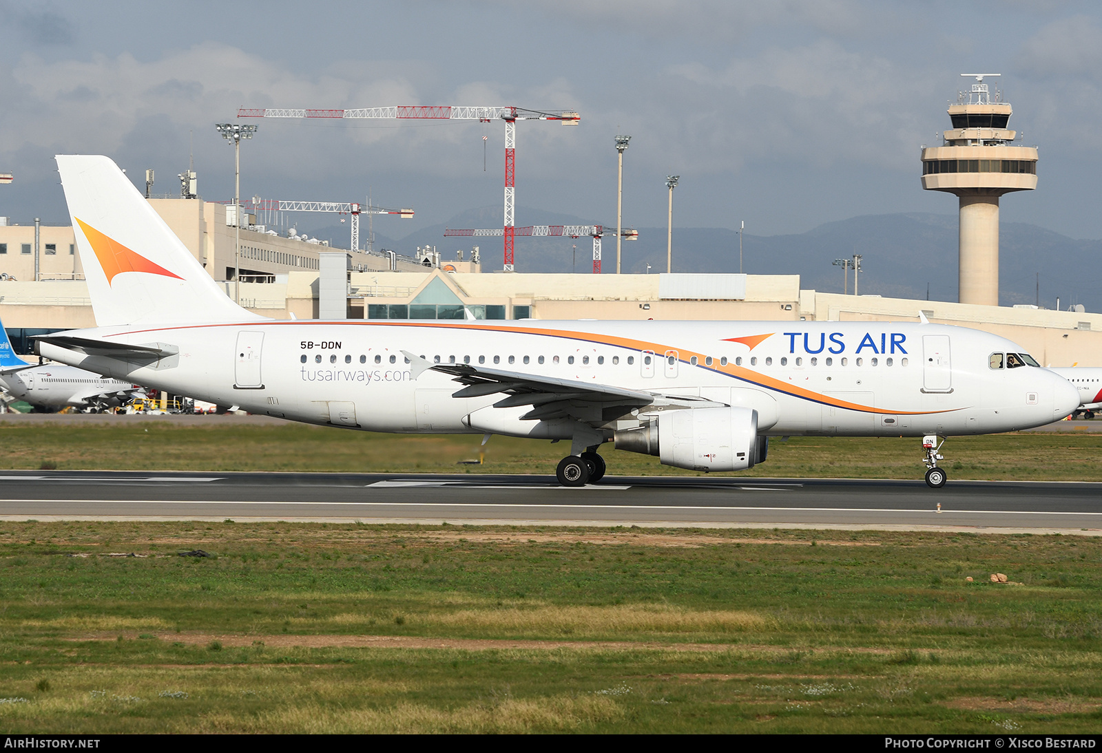Aircraft Photo of 5B-DDN | Airbus A320-214 | Tus Airways | AirHistory.net #773520