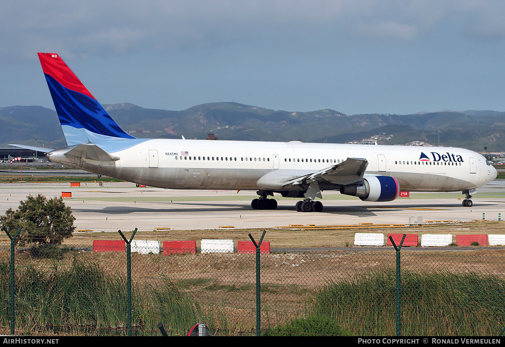 Aircraft Photo of N845MH | Boeing 767-432/ER | Delta Air Lines | AirHistory.net #773545