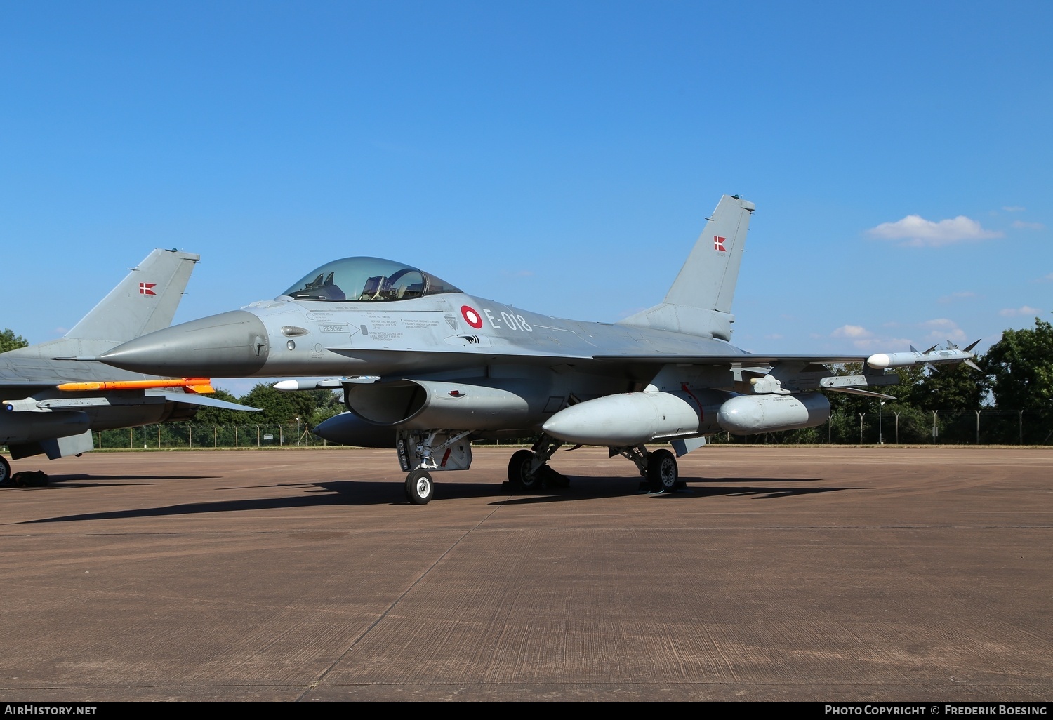 Aircraft Photo of E-018 | General Dynamics F-16A Fighting Falcon | Denmark - Air Force | AirHistory.net #773566
