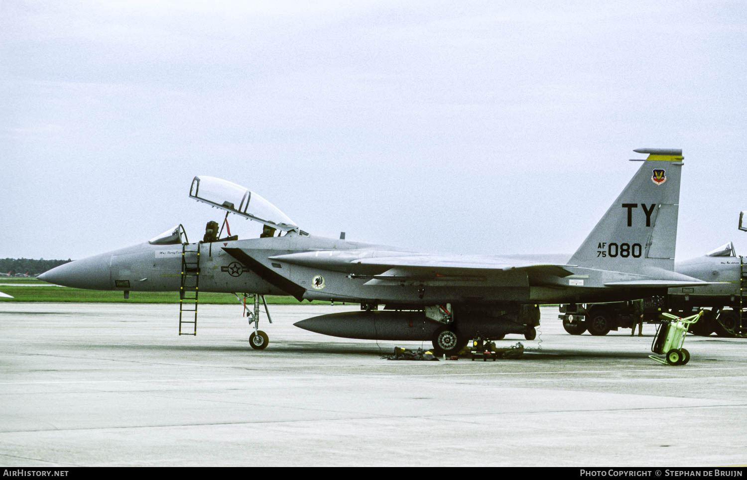 Aircraft Photo of 75-0080 / AF75-080 | McDonnell Douglas F-15B | USA - Air Force | AirHistory.net #773574