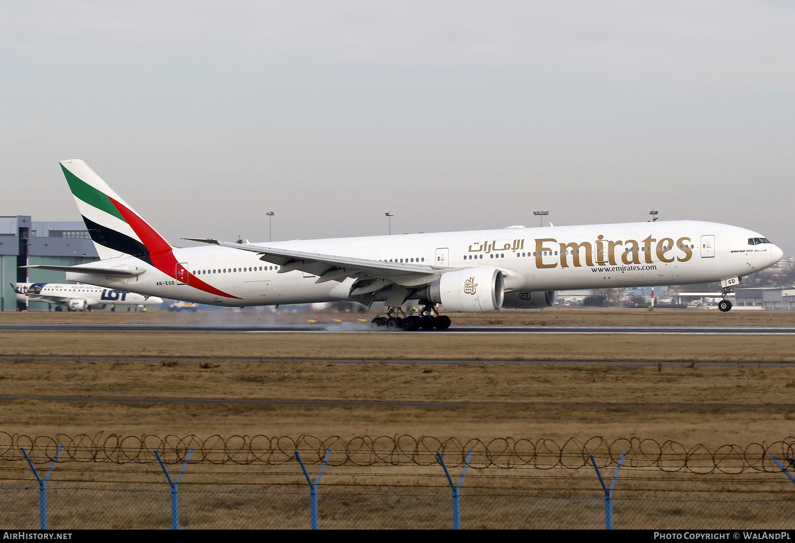 Aircraft Photo of A6-EGD | Boeing 777-31H/ER | Emirates | AirHistory.net #773639