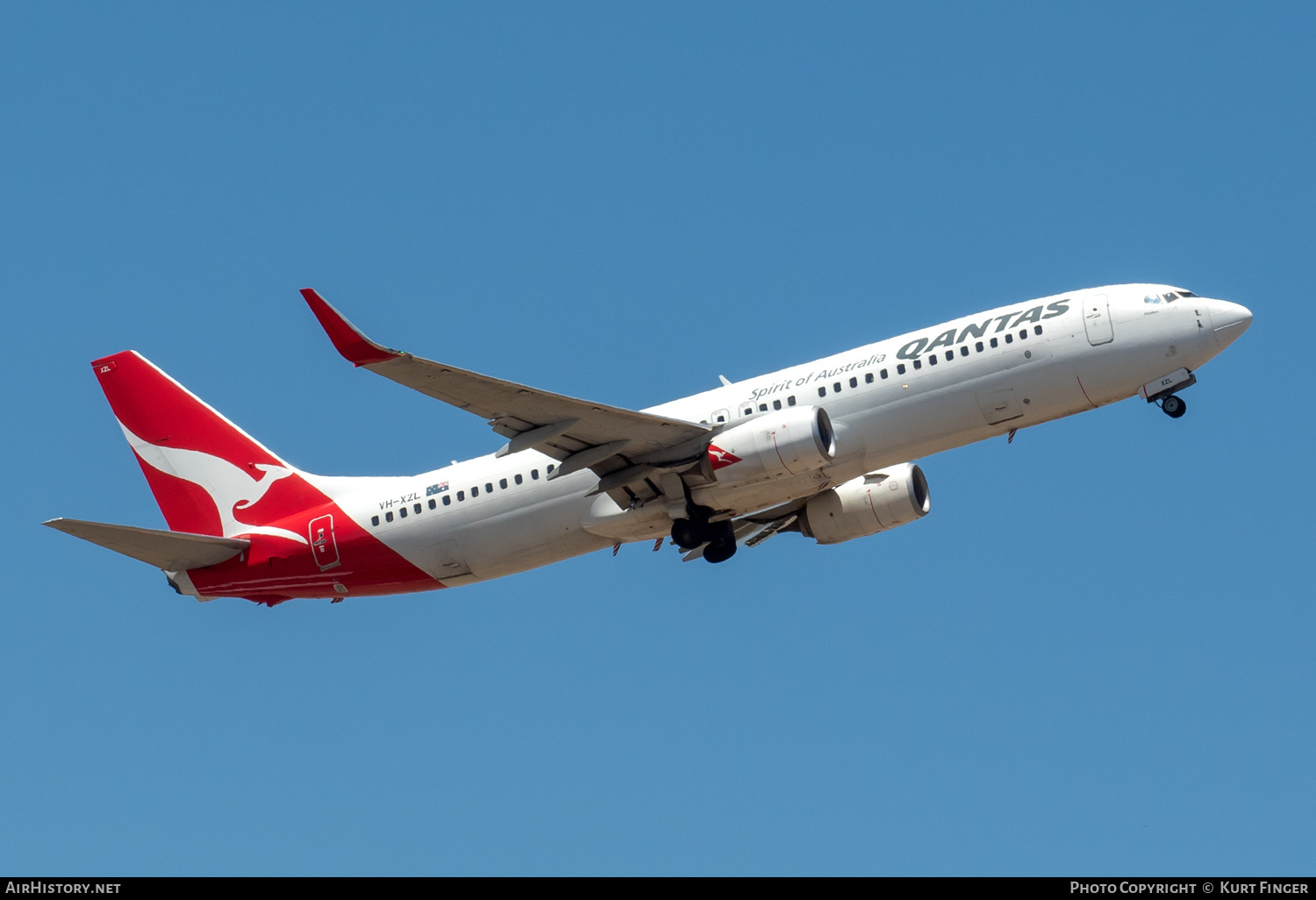 Aircraft Photo of VH-XZL | Boeing 737-838 | Qantas | AirHistory.net #773707