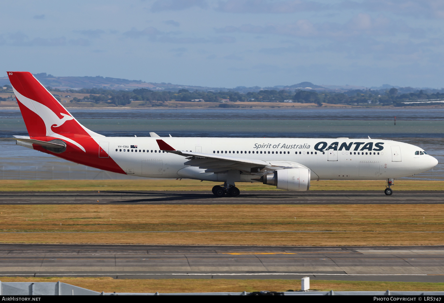 Aircraft Photo of VH-EBQ | Airbus A330-202 | Qantas | AirHistory.net #773728