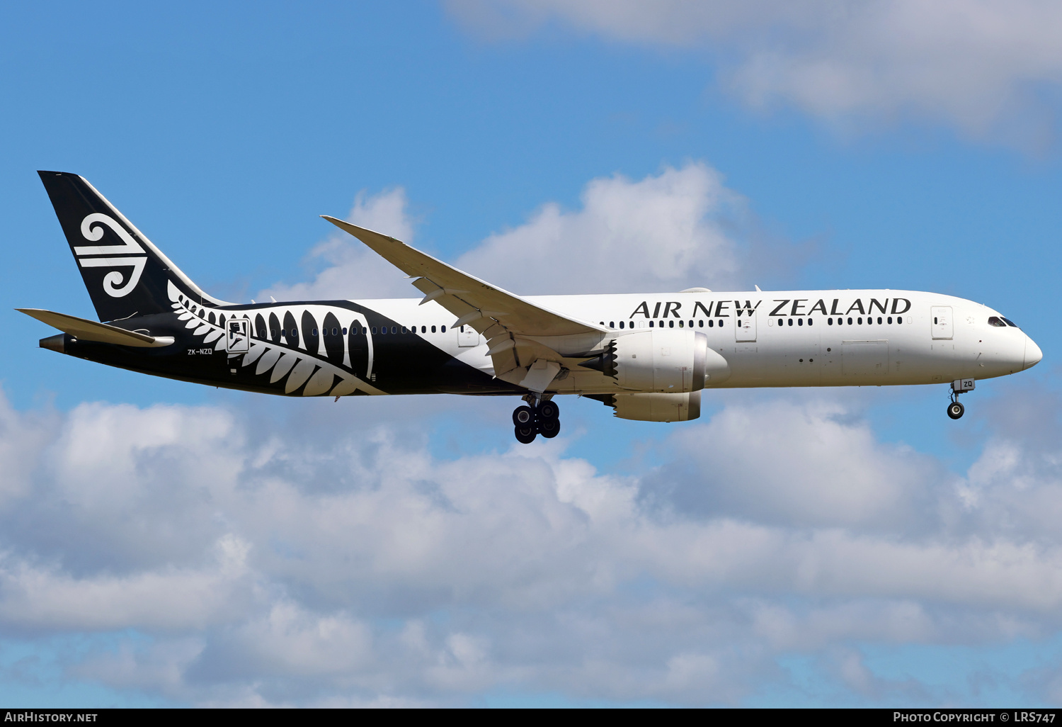 Aircraft Photo of ZK-NZQ | Boeing 787-9 Dreamliner | Air New Zealand | AirHistory.net #773745