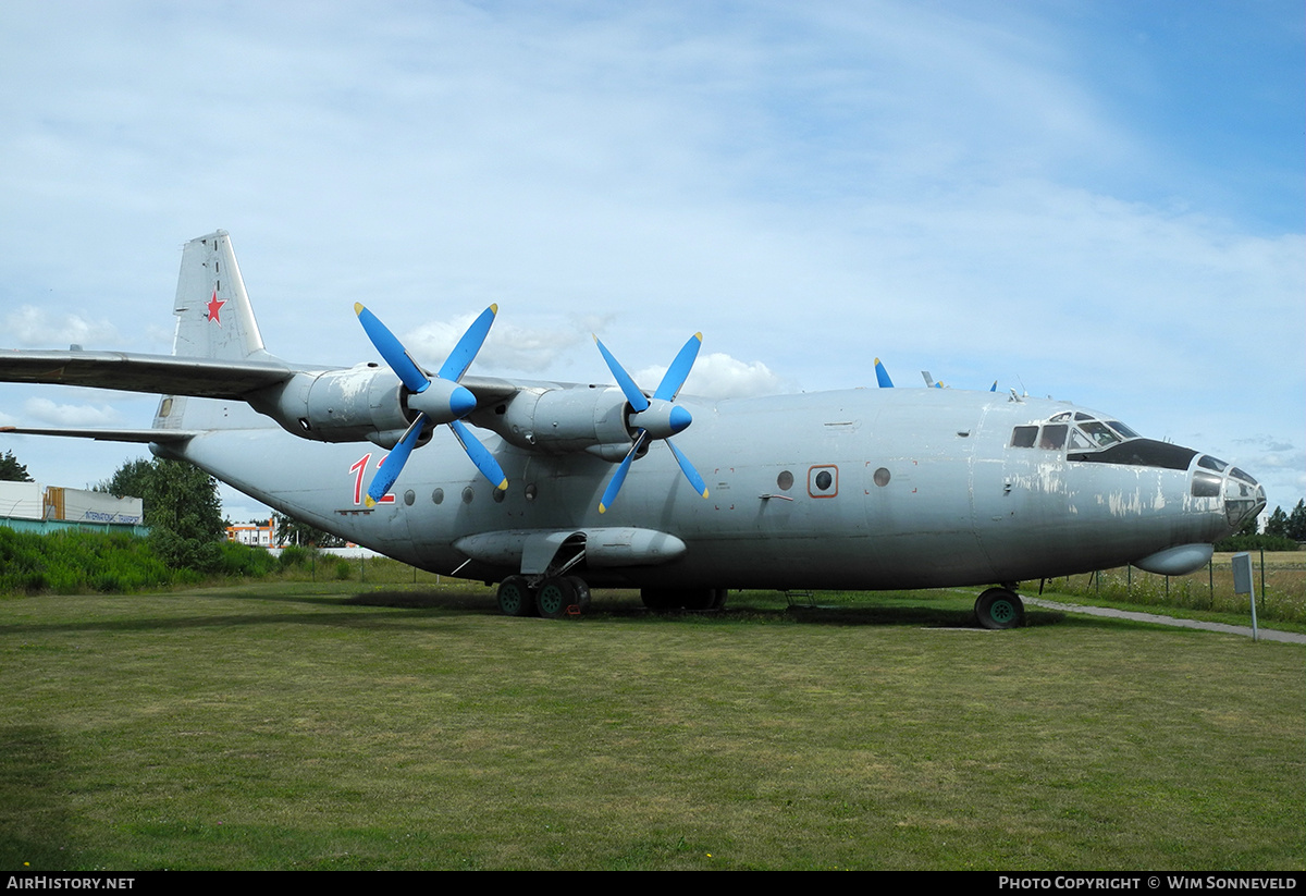 Aircraft Photo of 12 red | Antonov An-12B | Soviet Union - Air Force | AirHistory.net #773787