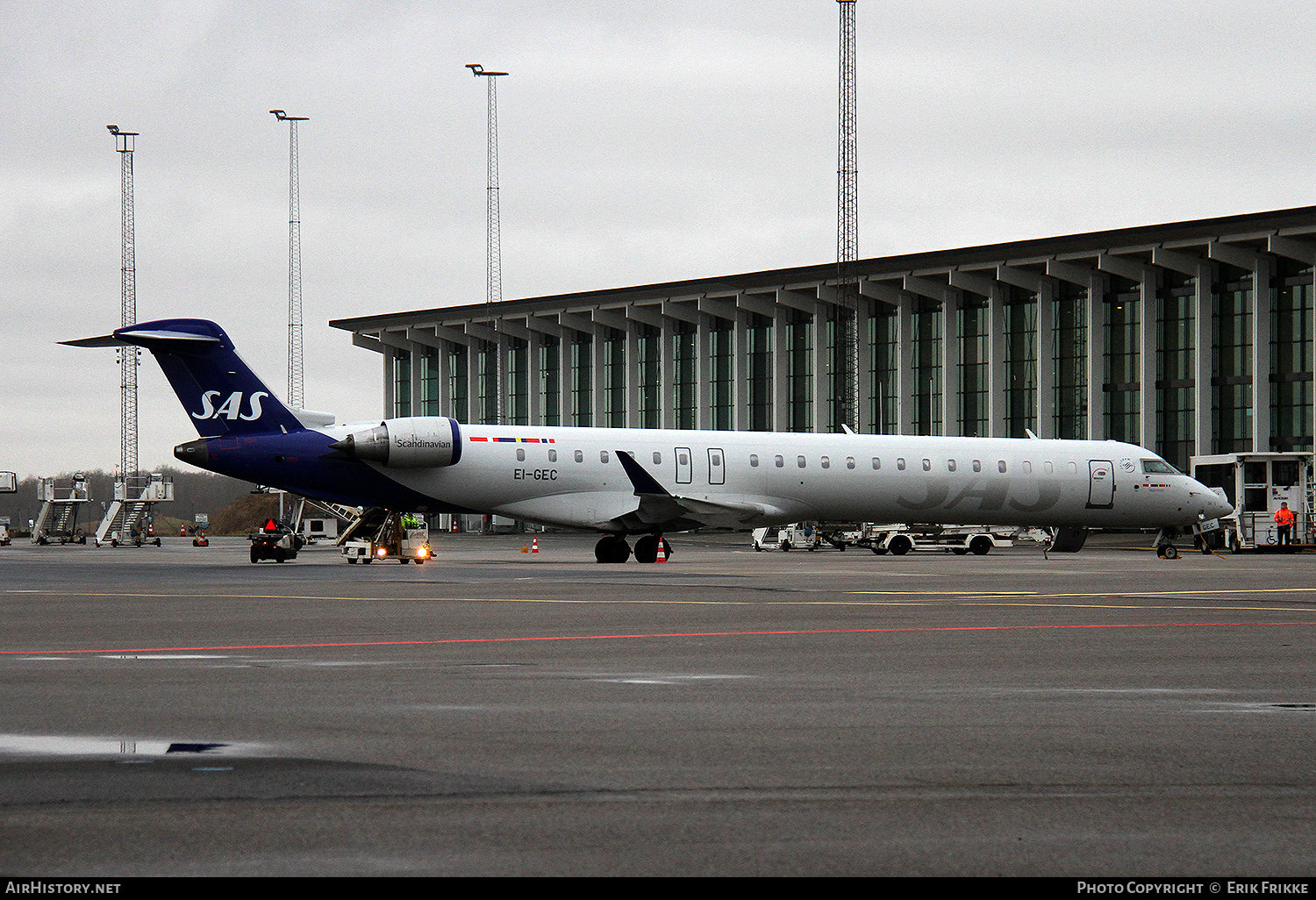 Aircraft Photo of EI-GEC | Bombardier CRJ-900LR (CL-600-2D24) | Scandinavian Airlines - SAS | AirHistory.net #773856