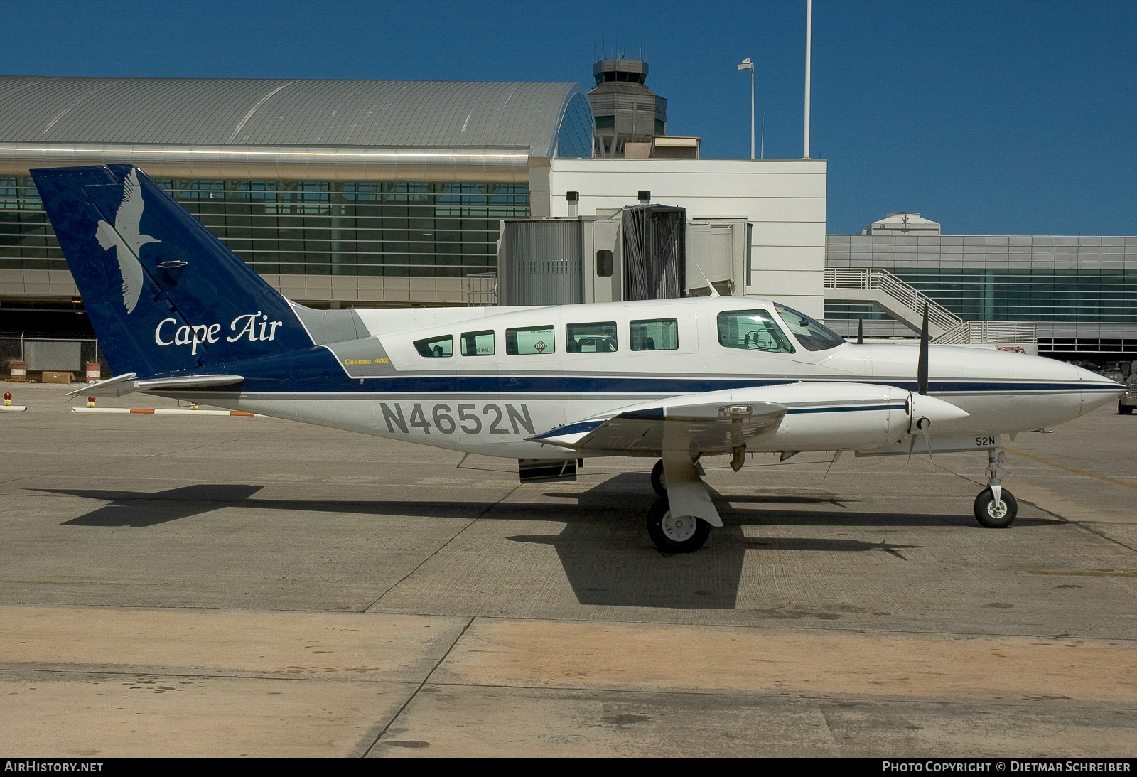 Aircraft Photo of N4652N | Cessna 402C | Cape Air | AirHistory.net #773905