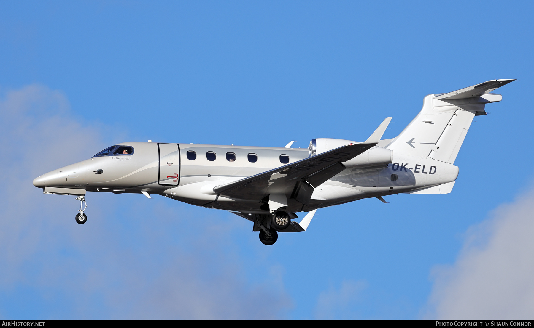 Aircraft Photo of OK-ELD | Embraer EMB-505 Phenom 300E | AirHistory.net #773909