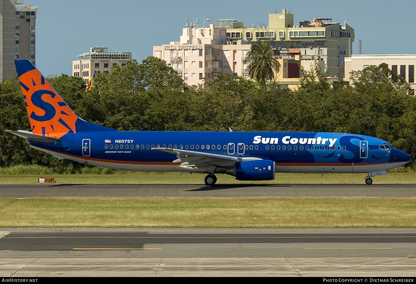 Aircraft Photo of N807SY | Boeing 737-8BK | Sun Country Airlines | AirHistory.net #773922