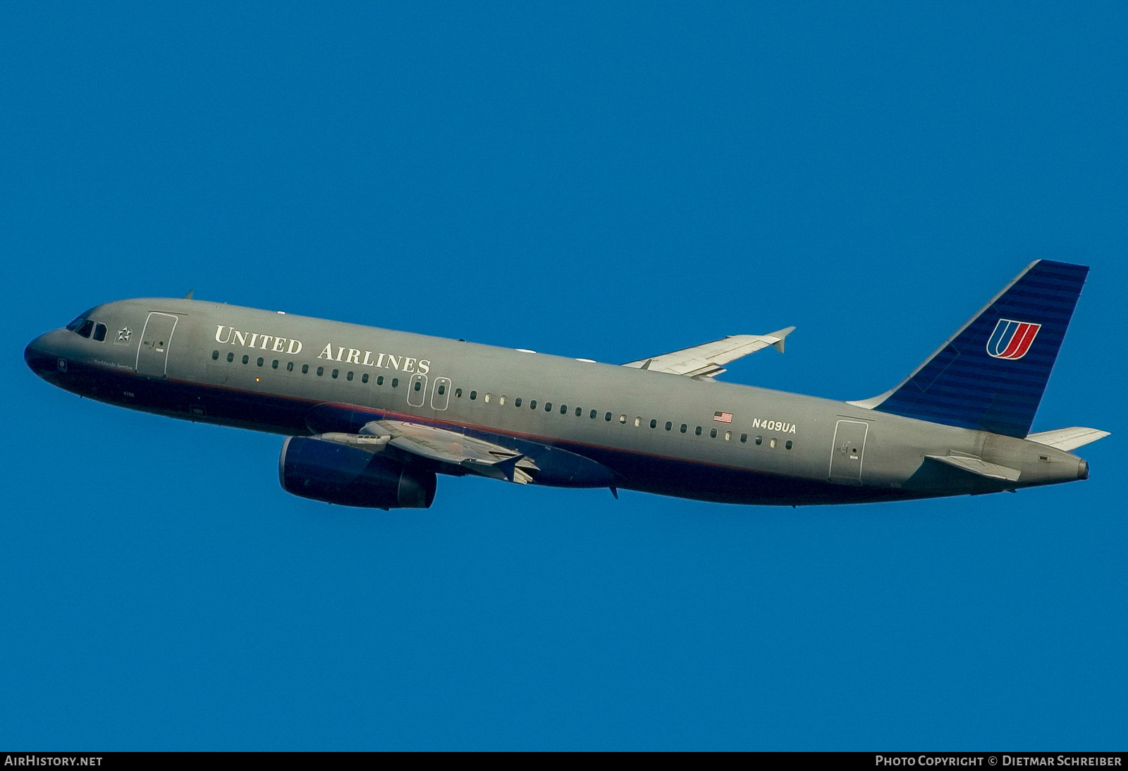 Aircraft Photo of N409UA | Airbus A320-232 | United Airlines | AirHistory.net #773925