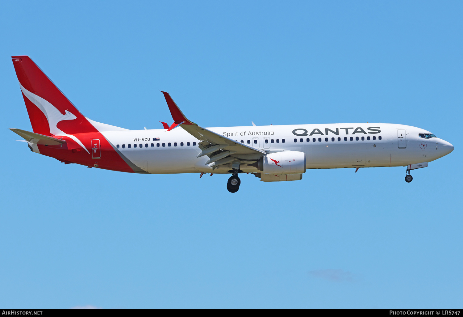 Aircraft Photo of VH-VZU | Boeing 737-838 | Qantas | AirHistory.net #774075