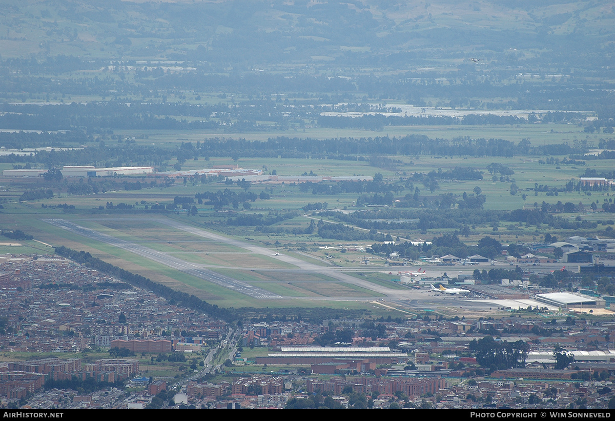 Airport photo of Bogotá - El Dorado International (SKBO / BOG) in Colombia | AirHistory.net #774086