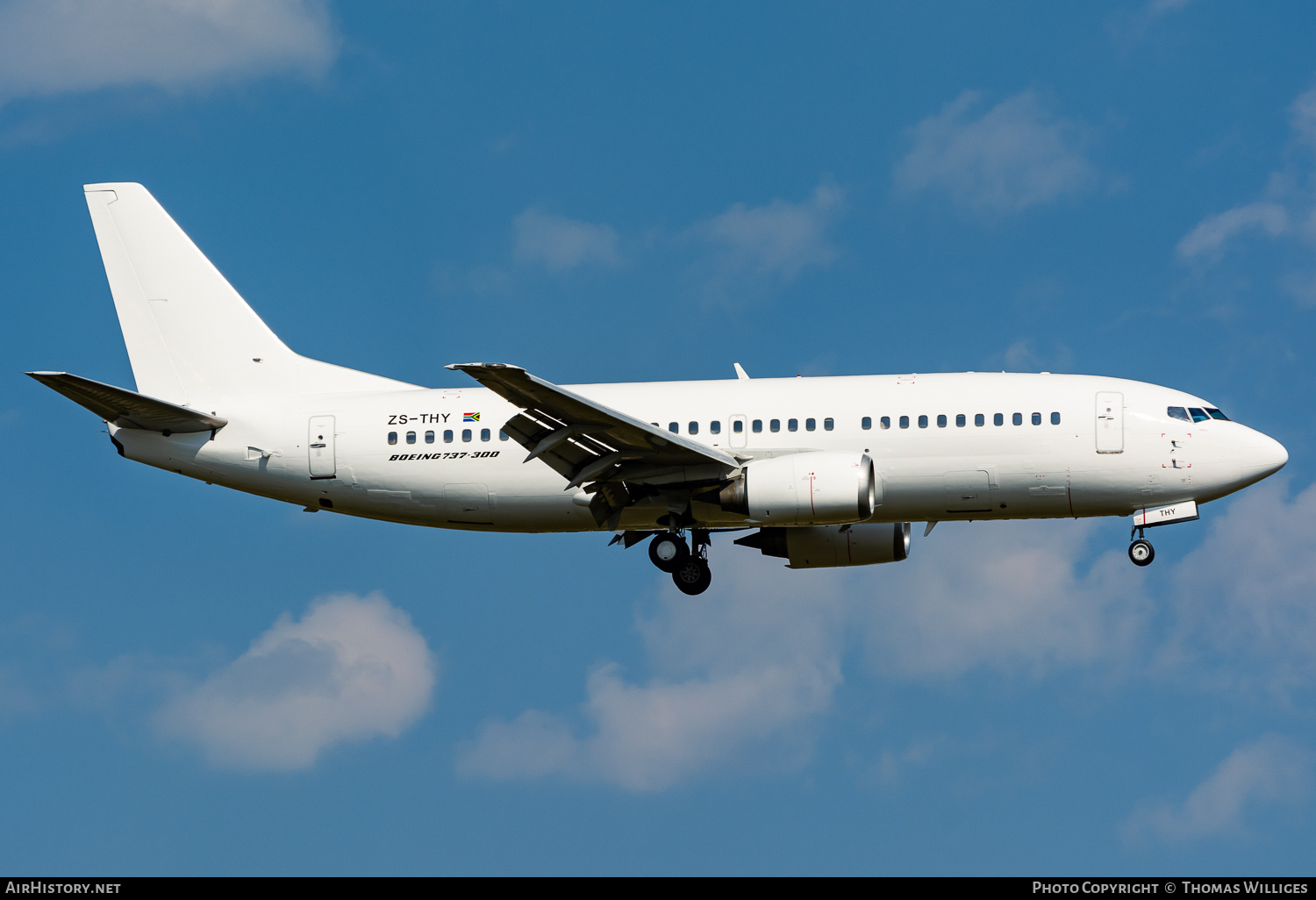 Aircraft Photo of ZS-THY | Boeing 737-36E | AirHistory.net #774101
