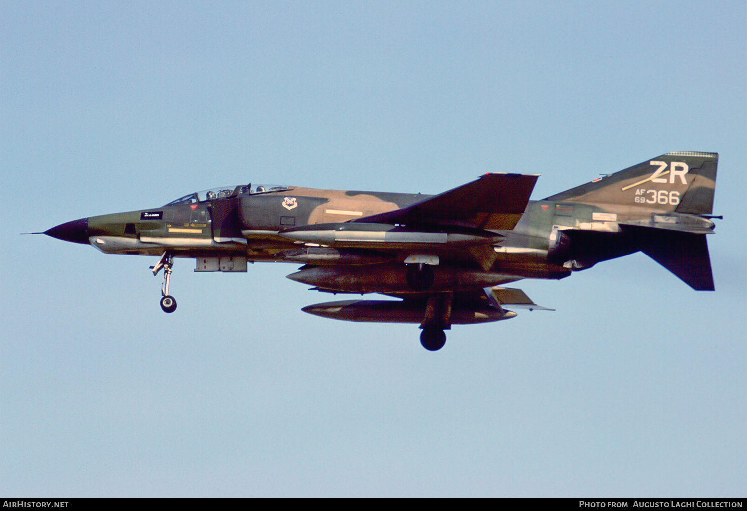 Aircraft Photo of 69-0366 / AF69-366 | McDonnell Douglas RF-4C Phantom II | USA - Air Force | AirHistory.net #774169