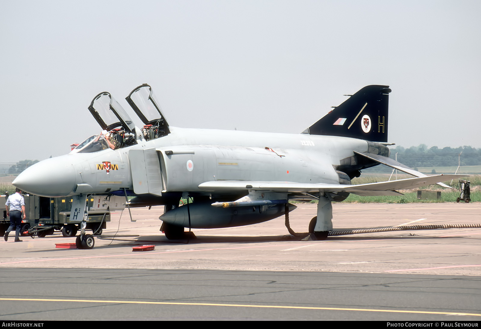 Aircraft Photo of ZE358 | McDonnell Douglas F-4J(UK) Phantom | UK - Air Force | AirHistory.net #774381