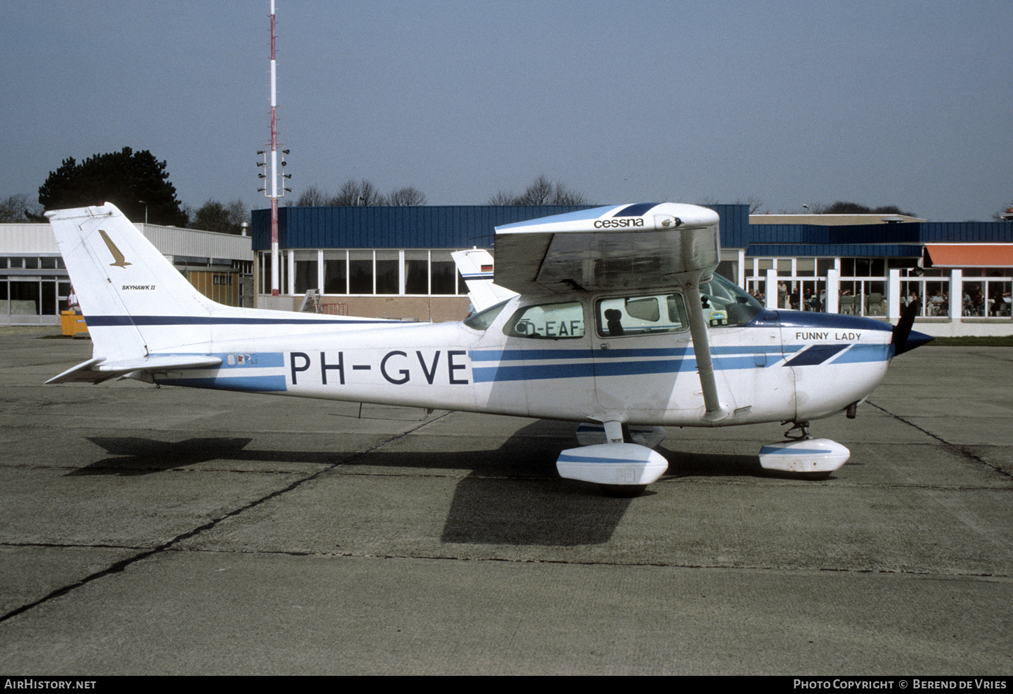 Aircraft Photo of PH-GVE | Cessna 172N Skyhawk II | AirHistory.net #774465