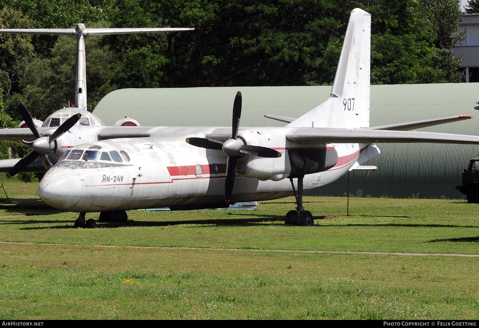 Aircraft Photo of 907 | Antonov An-24V | Hungary - Air Force | AirHistory.net #774518