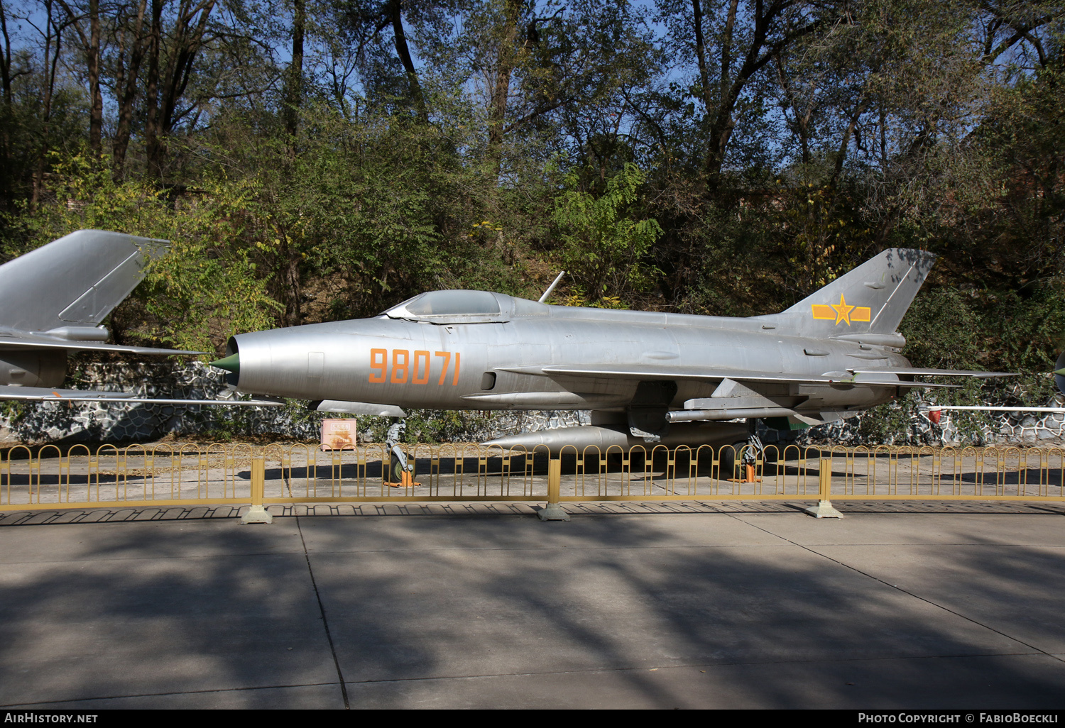 Aircraft Photo of 98071 | Mikoyan-Gurevich MiG-21F-13 | China - Air Force | AirHistory.net #774577
