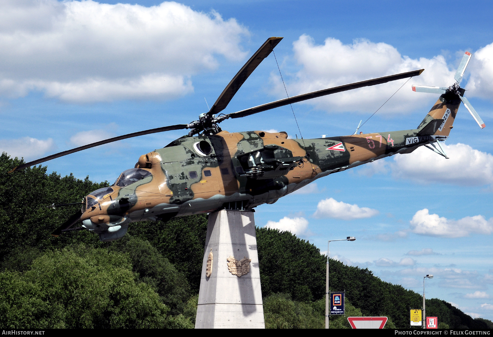 Aircraft Photo of 574 | Mil Mi-24D | Hungary - Air Force | AirHistory.net #774615