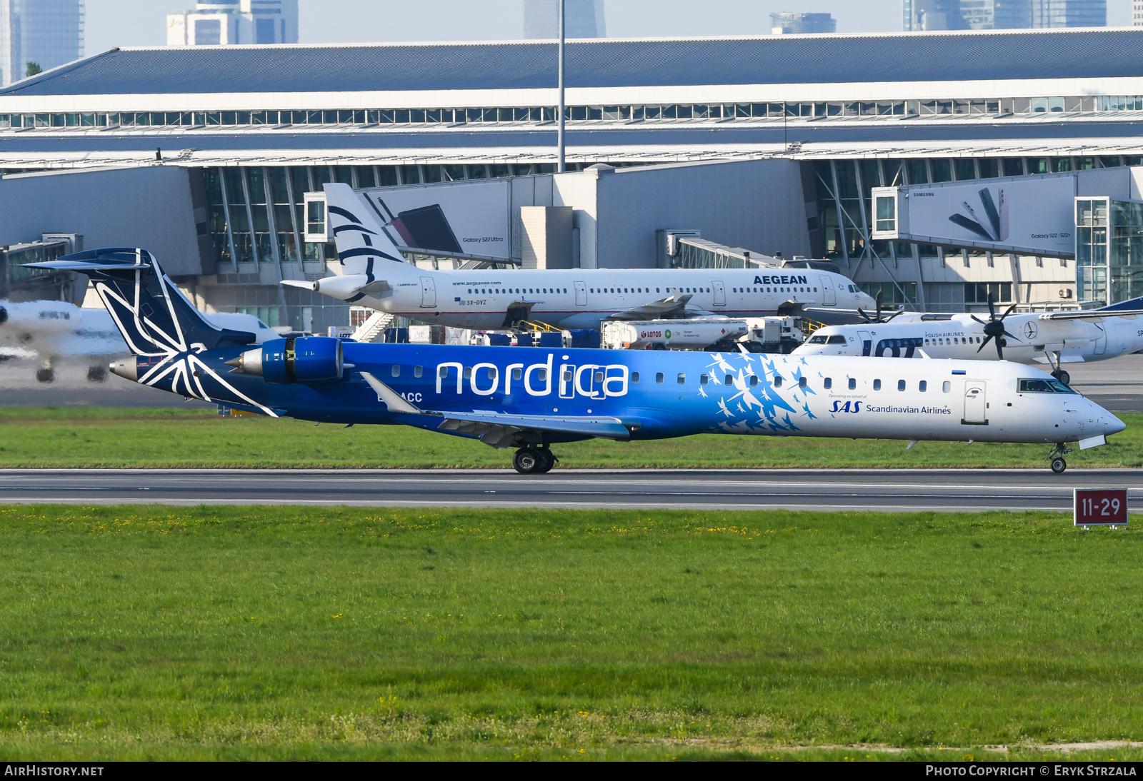 Aircraft Photo of ES-ACC | Bombardier CRJ-900ER (CL-600-2D24) | Nordica | AirHistory.net #774733