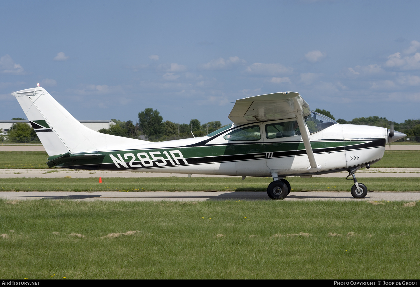 Aircraft Photo of N2851R | Cessna 182K Skylane | AirHistory.net #774792