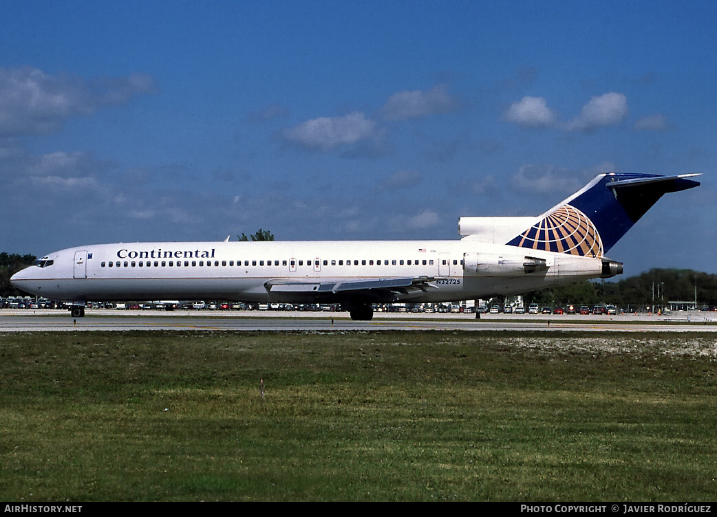 Aircraft Photo of N32725 | Boeing 727-224 | Continental Airlines | AirHistory.net #774848