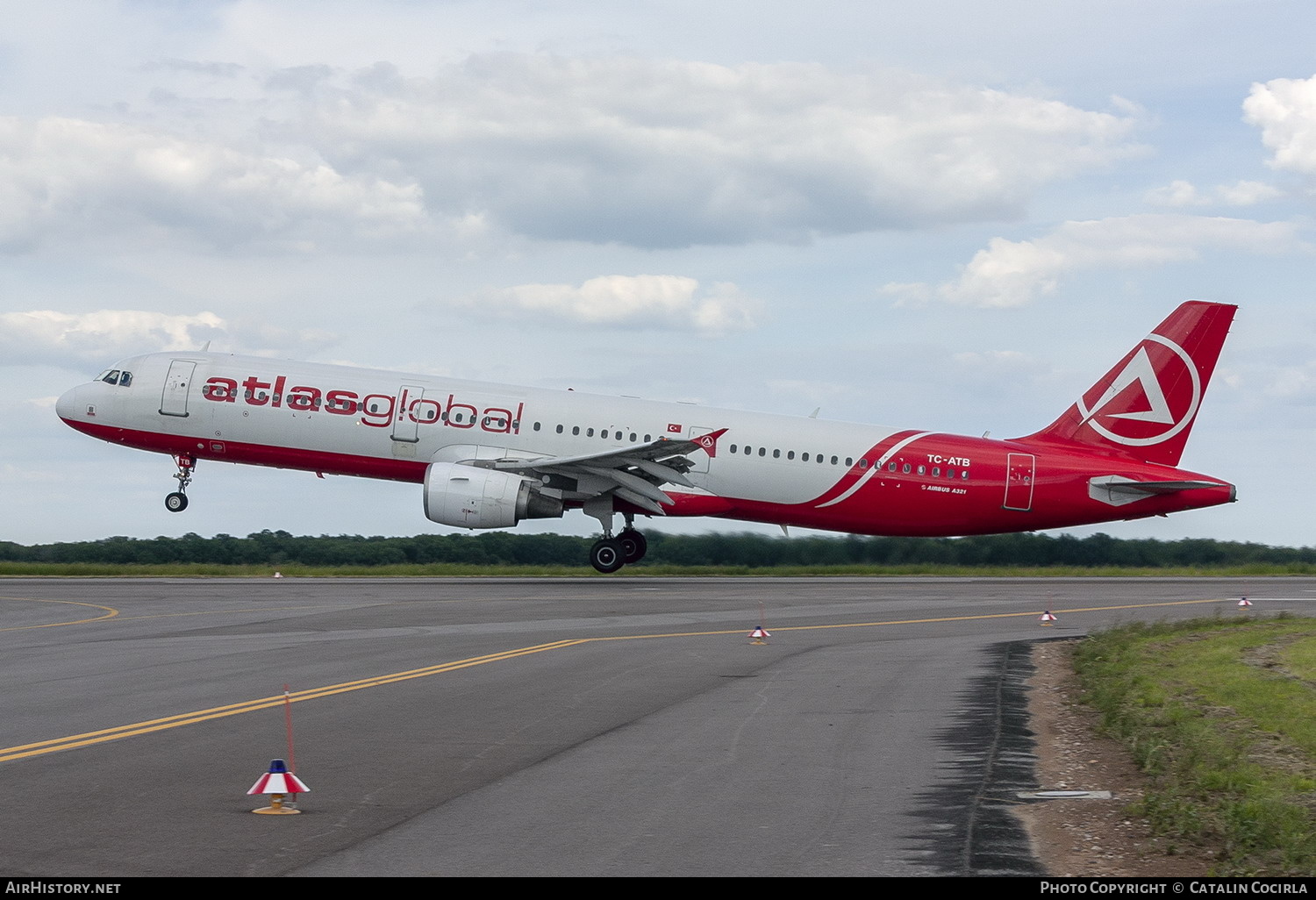 Aircraft Photo of TC-ATB | Airbus A321-211 | AtlasGlobal Airlines | AirHistory.net #774879