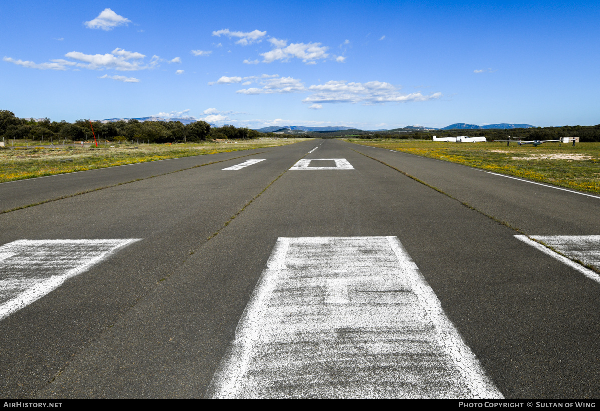 Airport photo of Benabarre (LENA) in Spain | AirHistory.net #774953