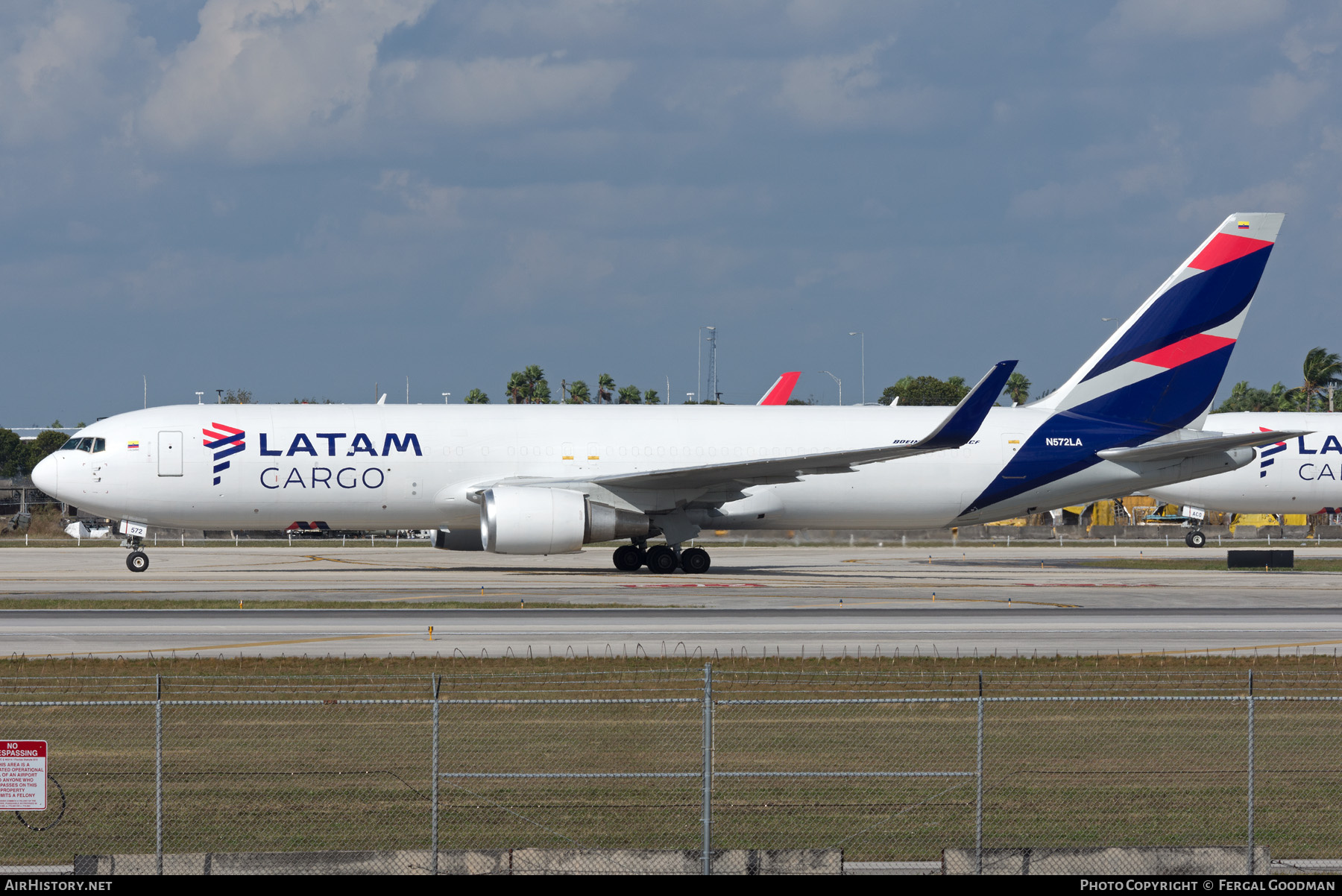 Aircraft Photo of N572LA | Boeing 767-316/ER(BCF) | LATAM Cargo | AirHistory.net #775138