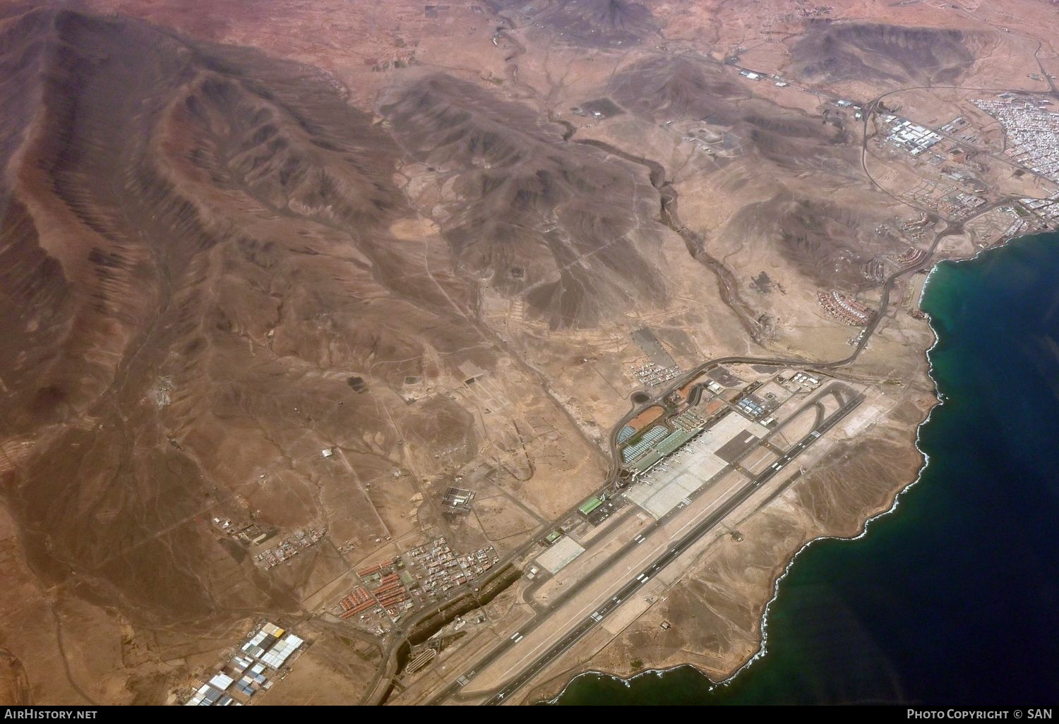 Airport photo of Fuerteventura (GCFV / FUE) in Canary Islands, Spain | AirHistory.net #775175