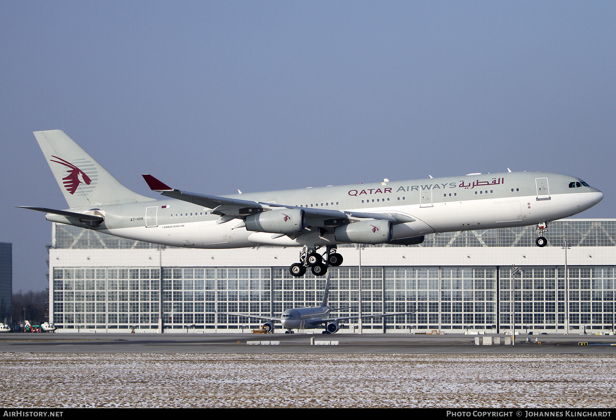 Aircraft Photo of A7-HHK | Airbus A340-211 | Qatar Airways | AirHistory.net #775257