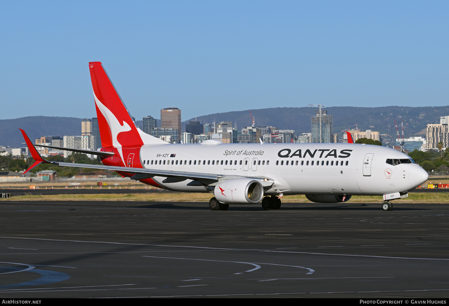 Aircraft Photo of VH-VZY | Boeing 737-838 | Qantas | AirHistory.net #775315