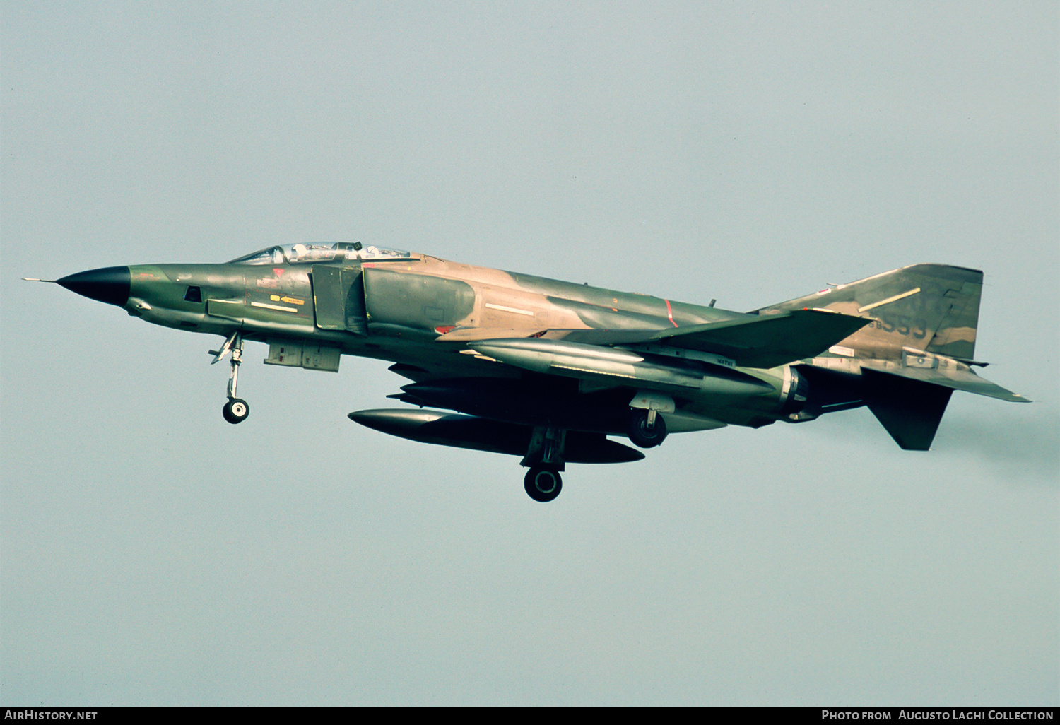 Aircraft Photo of 68-0553 / AF68-553 | McDonnell Douglas RF-4C Phantom II | USA - Air Force | AirHistory.net #775398